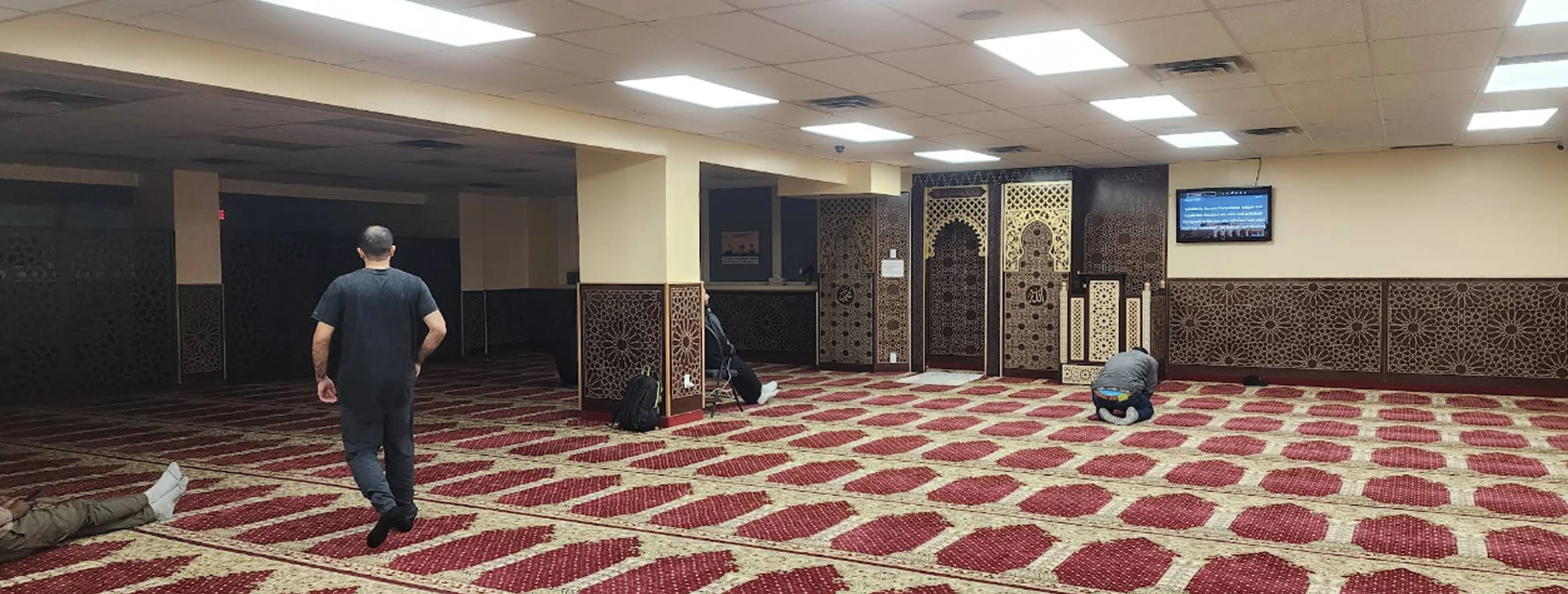 Exterior view of Canadian Institute of Islamic Civilization Montréal building